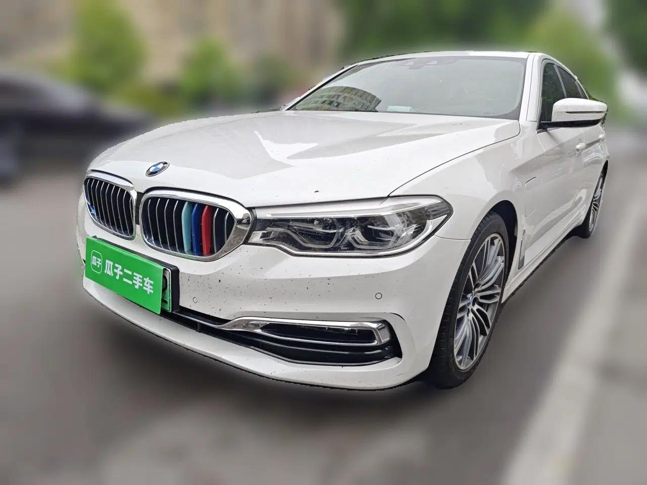BMW 5 Series New Energy 2019 530Le Luxury Package — миниатюра 1