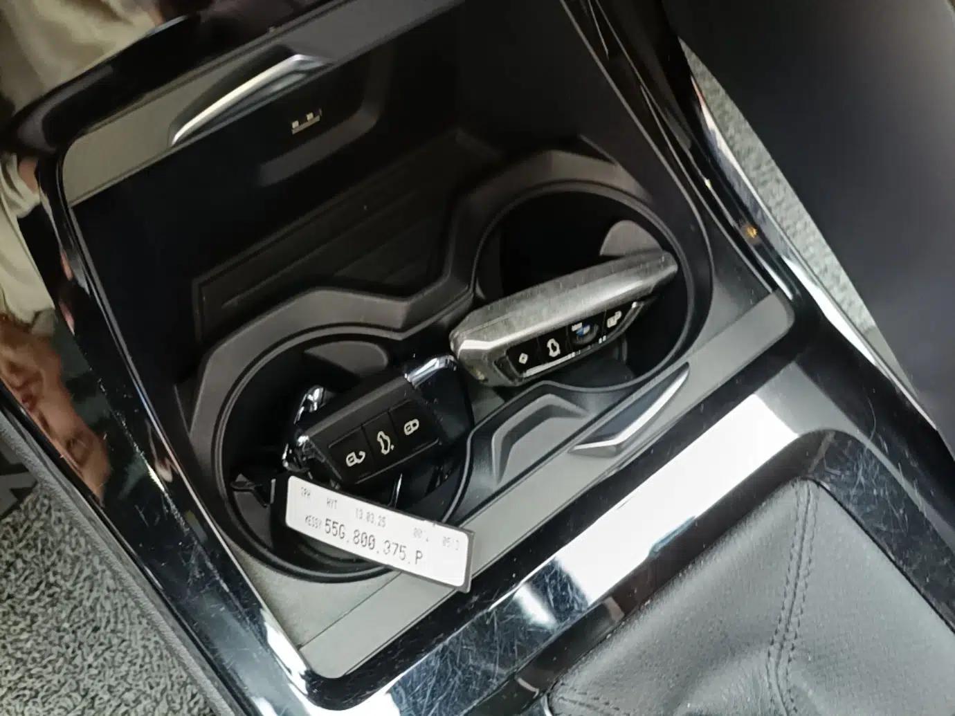 BMW X2 2020 sDrive25i Leading Model M Sport Package — миниатюра 12