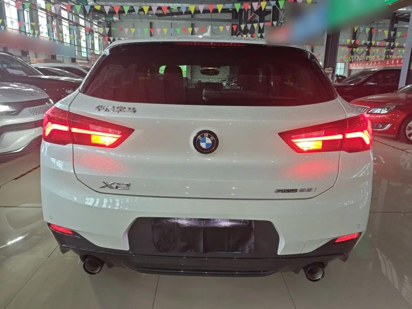 BMW X2 2023 sDrive25i M Sport Night Edition — миниатюра 5