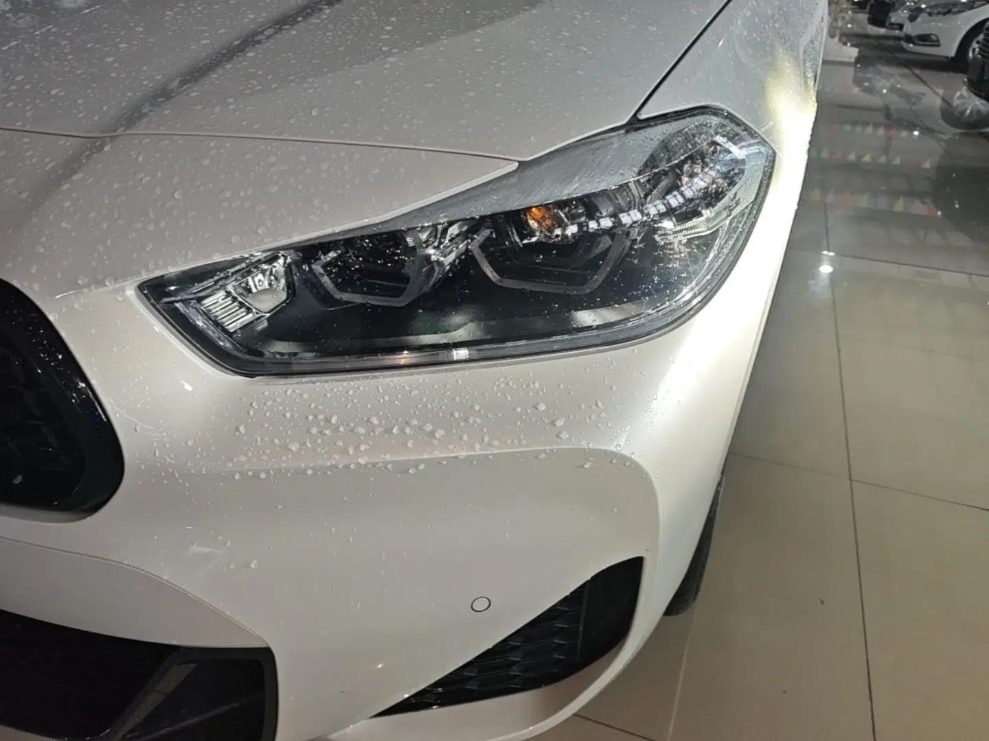 BMW X2 2023 sDrive25i M Sport Night Edition — миниатюра 9