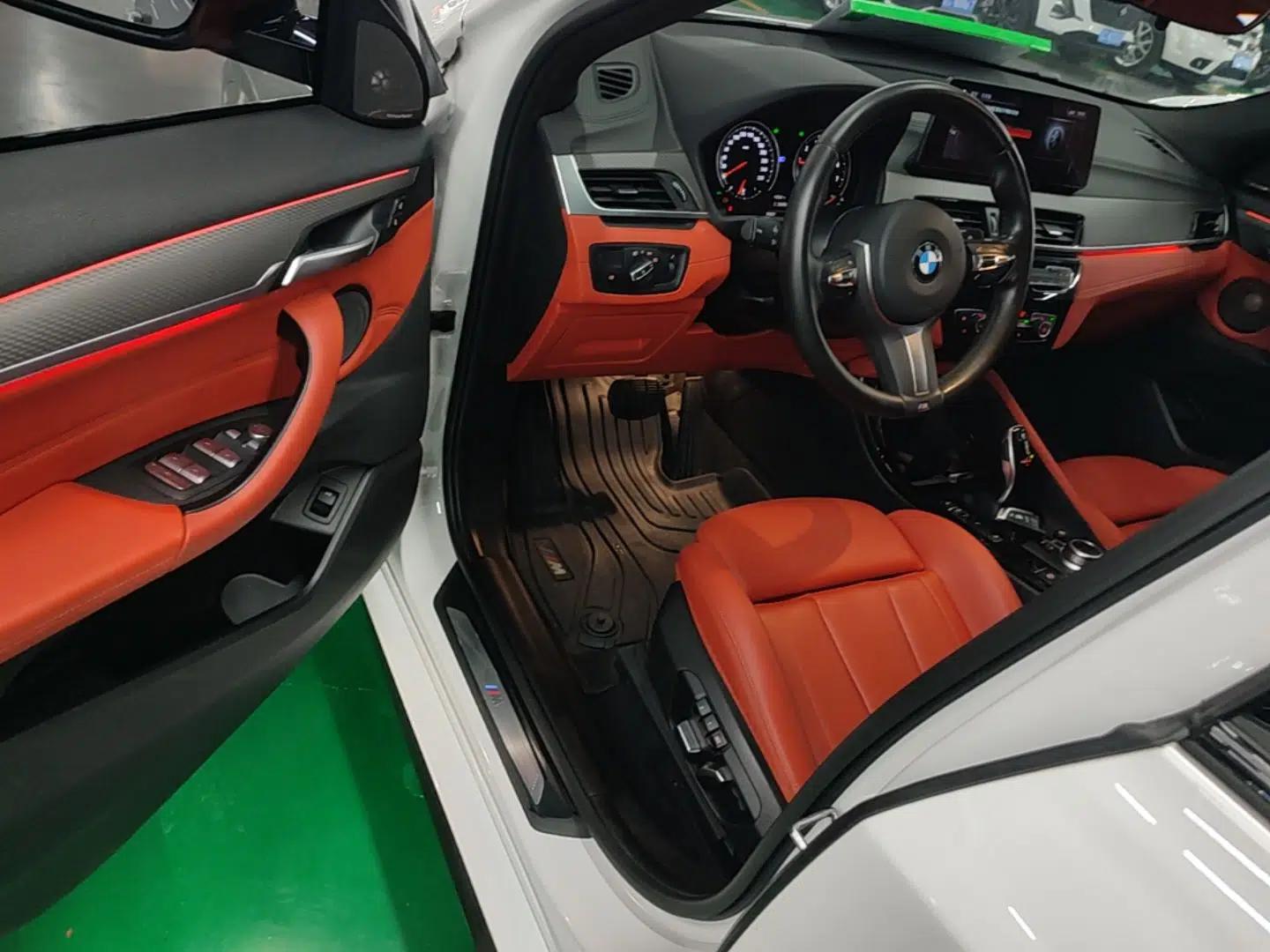 BMW X2 2021 xDrive25i M Sport Package — миниатюра 18