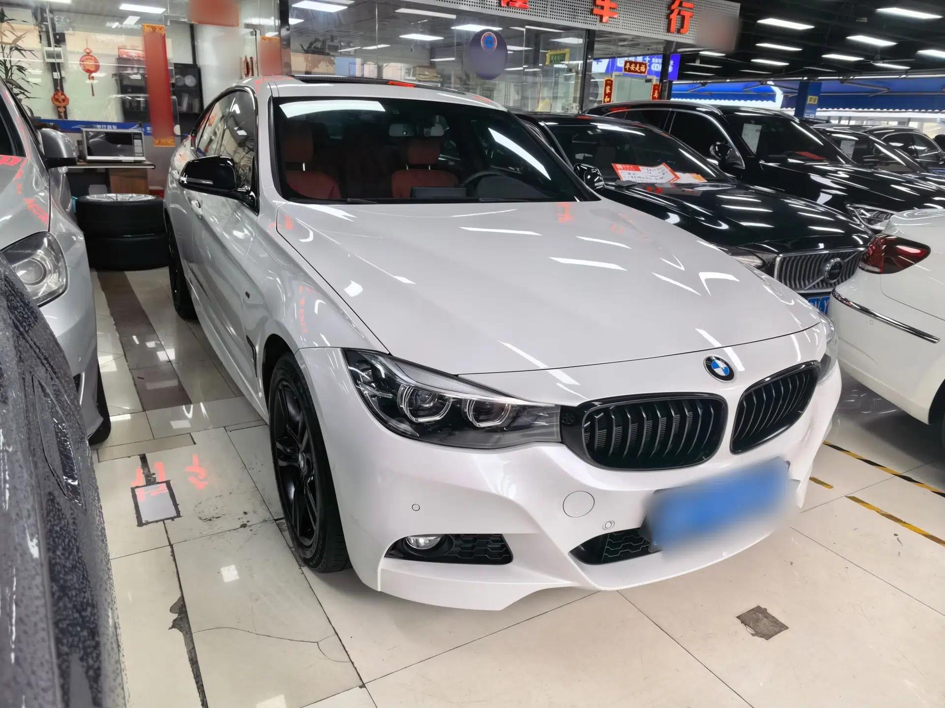 BMW 3 Series GT 2019 320i M Sport Night Edition — миниатюра 3