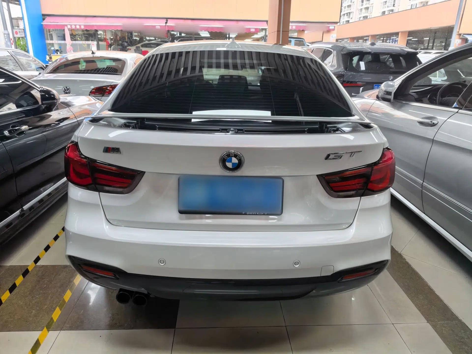 BMW 3 Series GT 2019 320i M Sport Night Edition — миниатюра 5