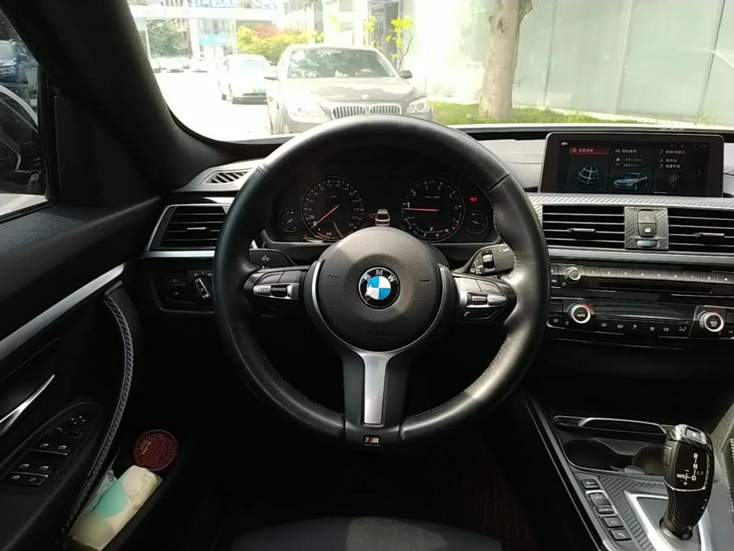 BMW 3 Series GT 2019 320i M Sport Package — миниатюра 14