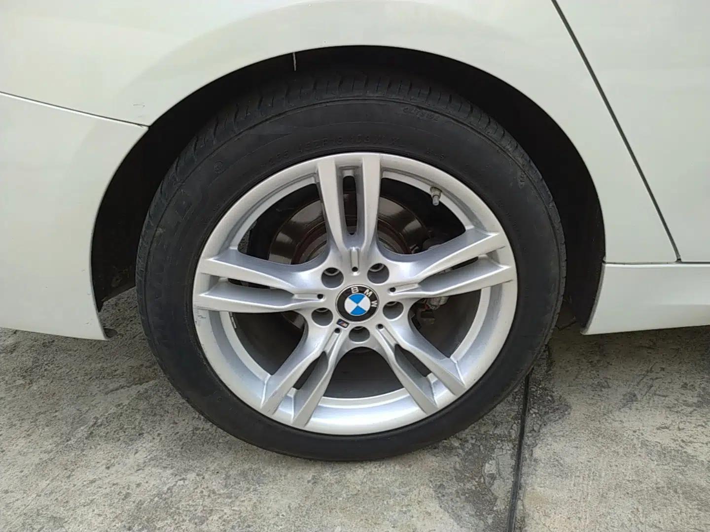 BMW 3 Series GT 2019 320i M Sport Package — миниатюра 10
