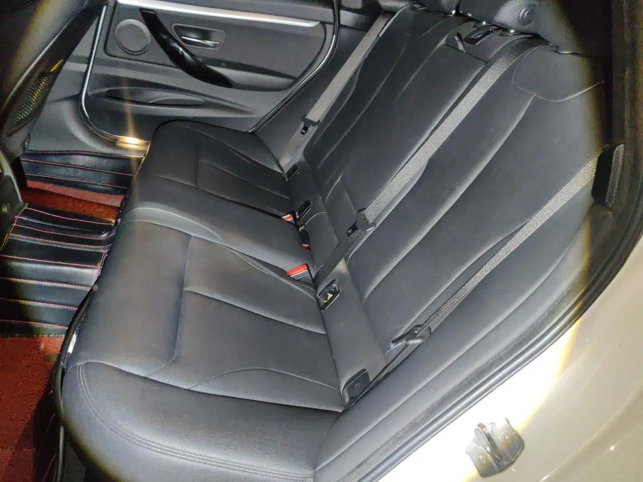 BMW 3 Series GT 2019 320i M Sport Package — миниатюра 18