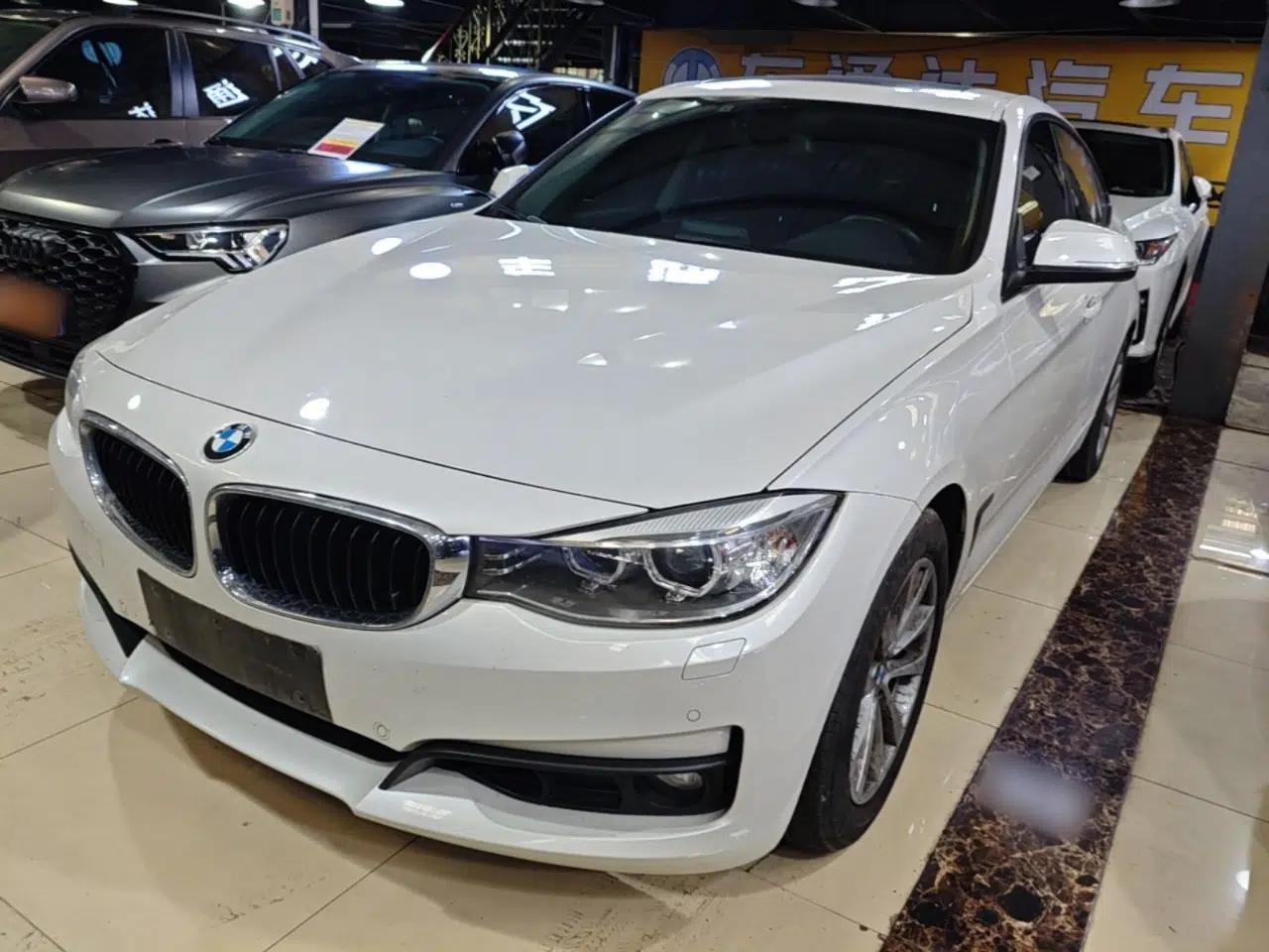 BMW 3 Series GT 2016 320i Fashion Model — миниатюра 1