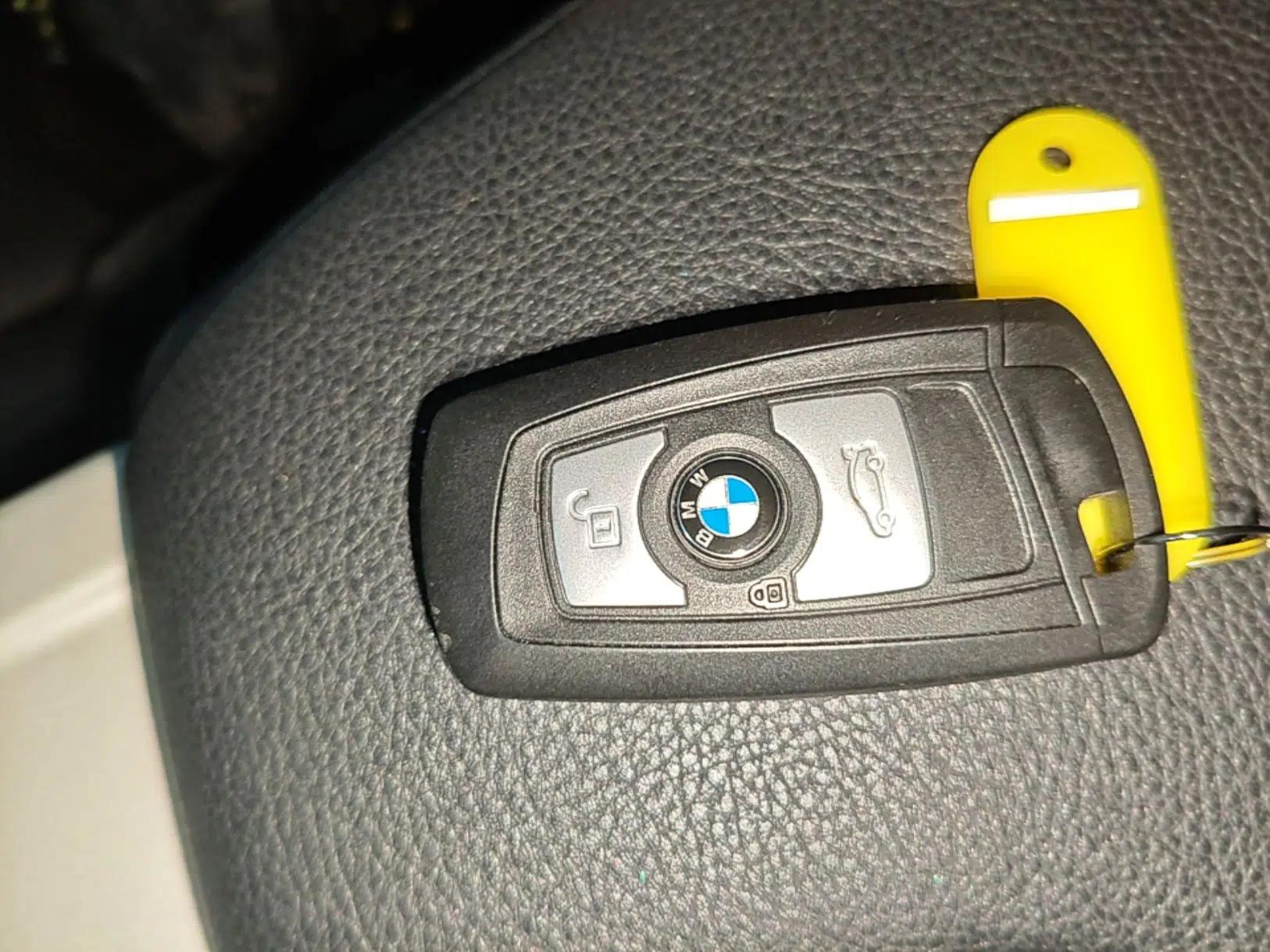 BMW 3 Series GT 2016 320i Fashion Model — миниатюра 12
