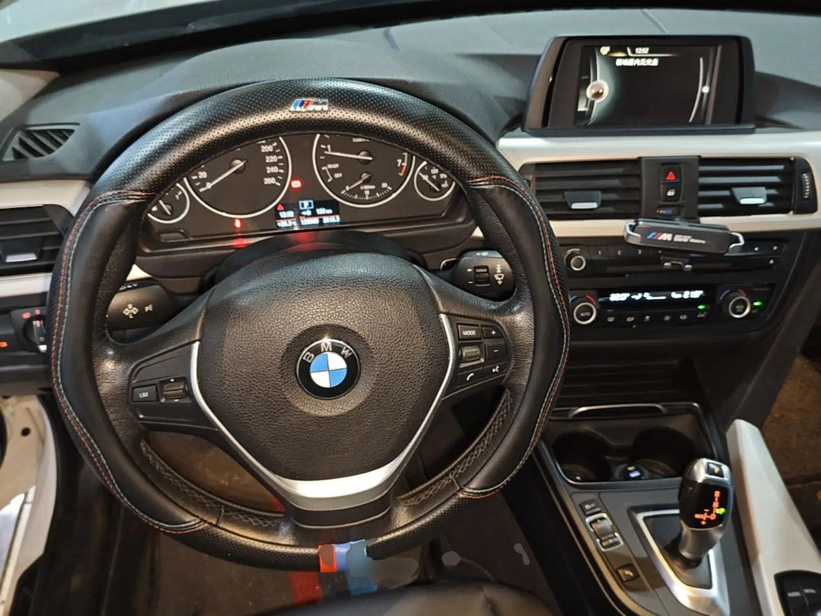 BMW 3 Series GT 2016 320i Fashion Model — миниатюра 13