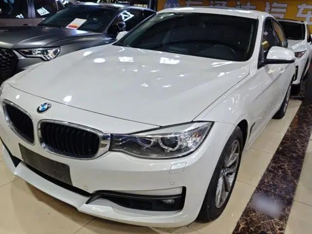 BMW 3 Series GT 2016 320i Fashion Model