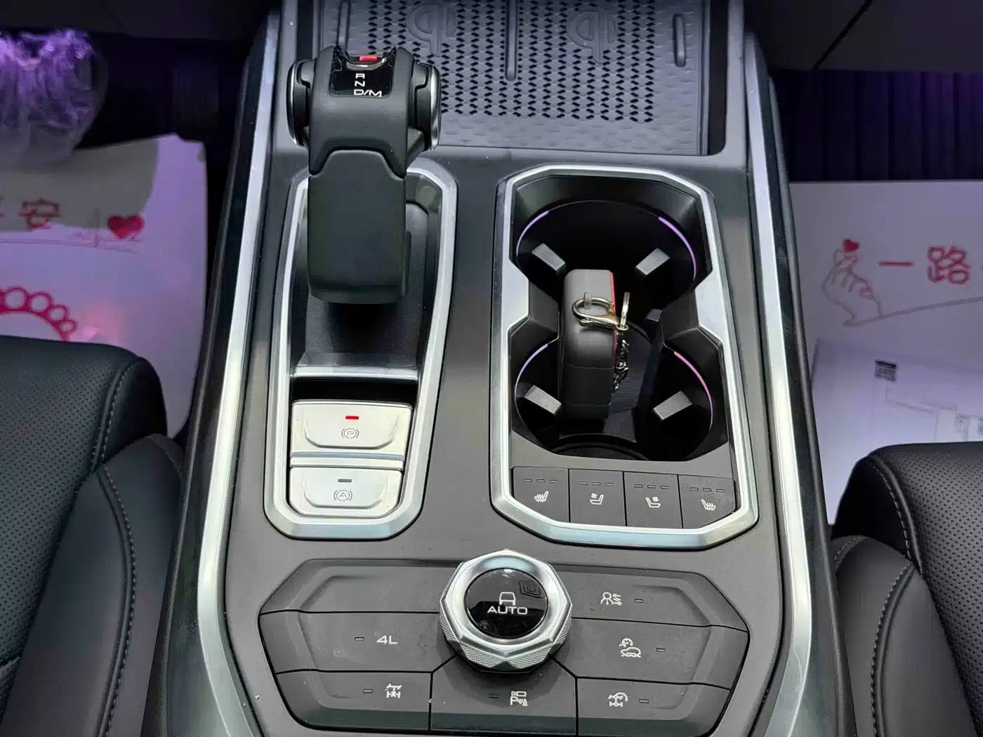 Tank 400 New Energy 2024 Hi4-T City Edition — миниатюра 12