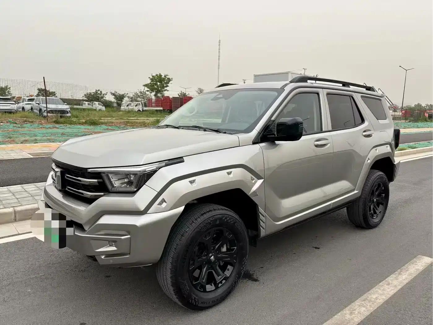 Tank 400 New Energy 2024 Hi4-T Off-Road Edition — миниатюра 1