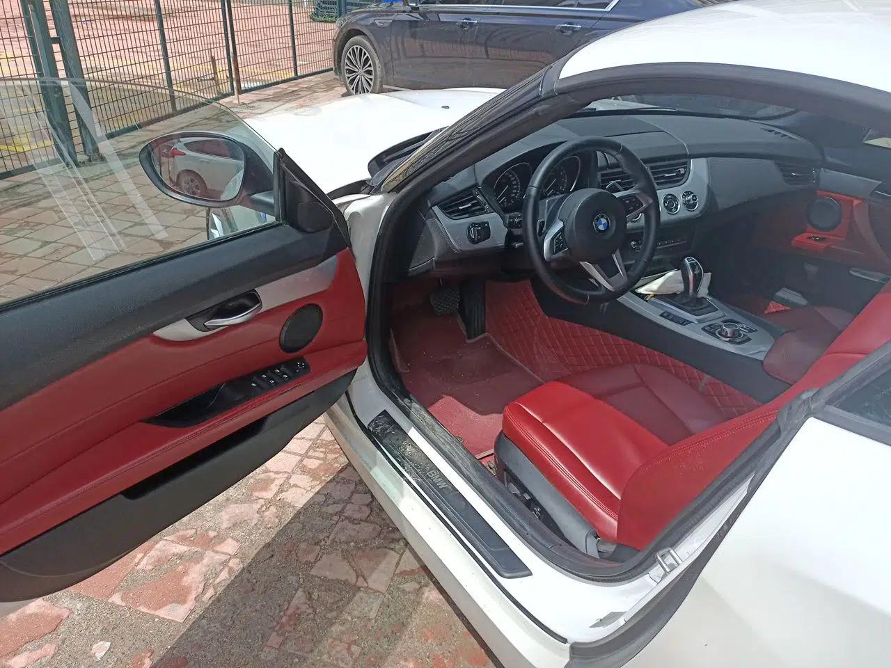 BMW Z4 2013 sDrive20i Leading Model — миниатюра 17