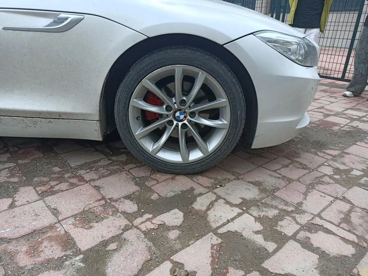 BMW Z4 2013 sDrive20i Leading Model — миниатюра 8