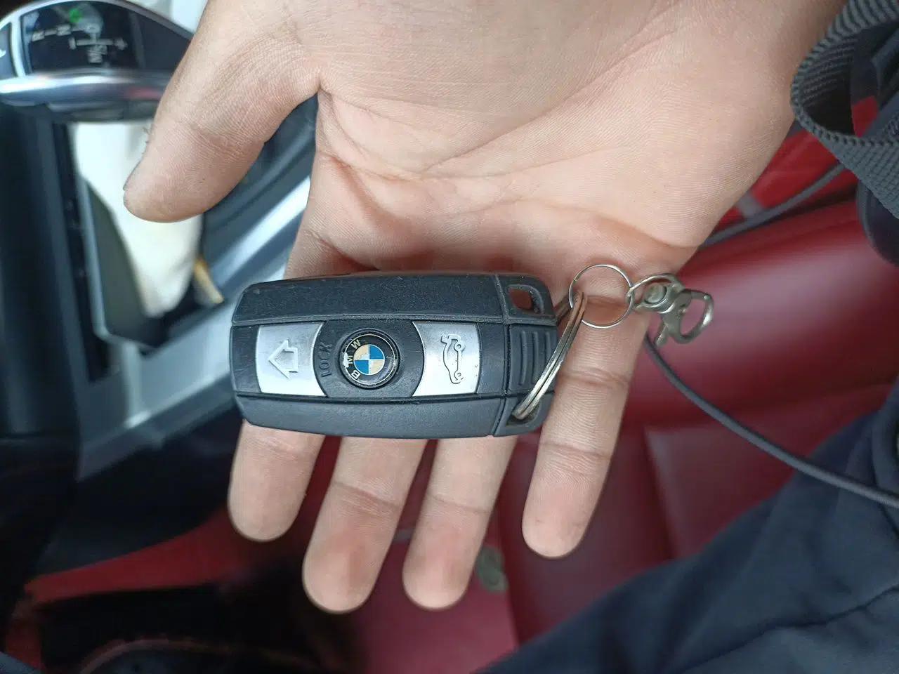 BMW Z4 2013 sDrive20i Leading Model — миниатюра 9