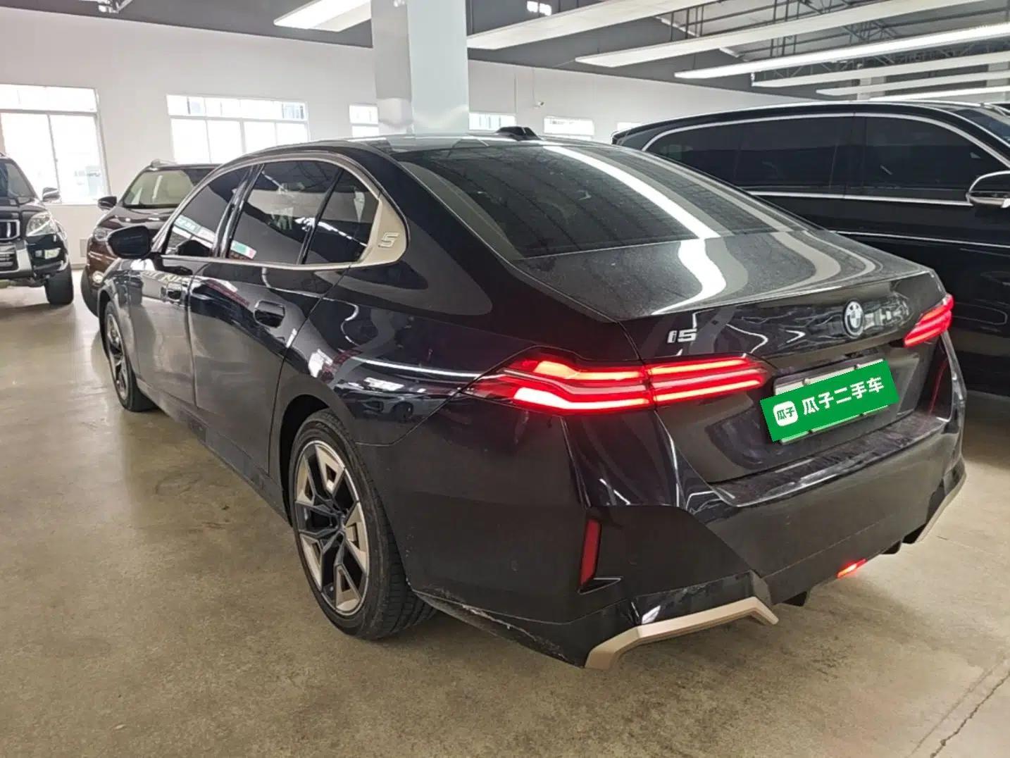 BMW i5 2024 eDrive 35L M Sport Package — миниатюра 4