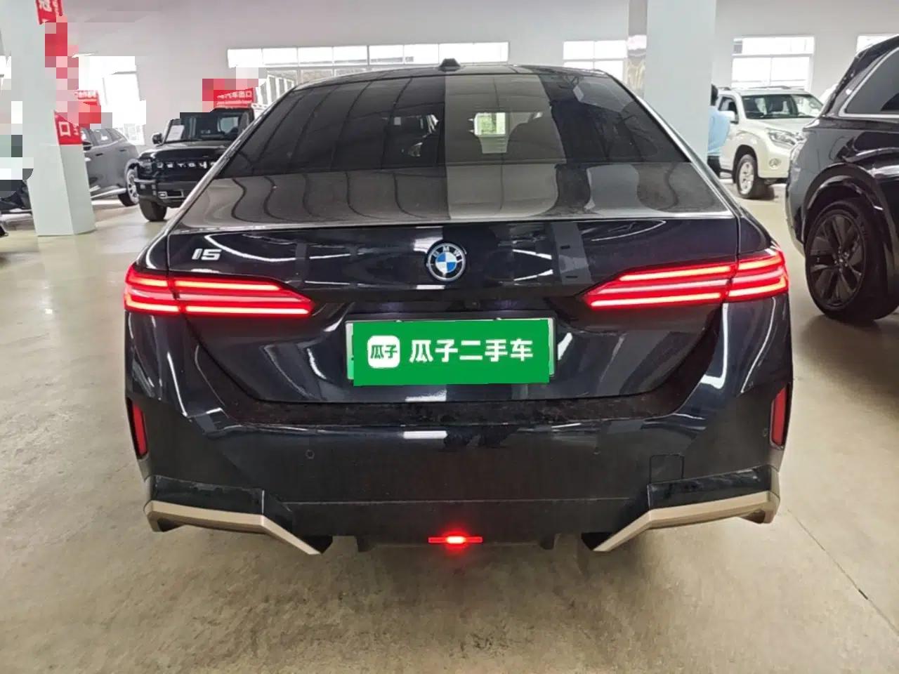 BMW i5 2024 eDrive 35L M Sport Package — миниатюра 5