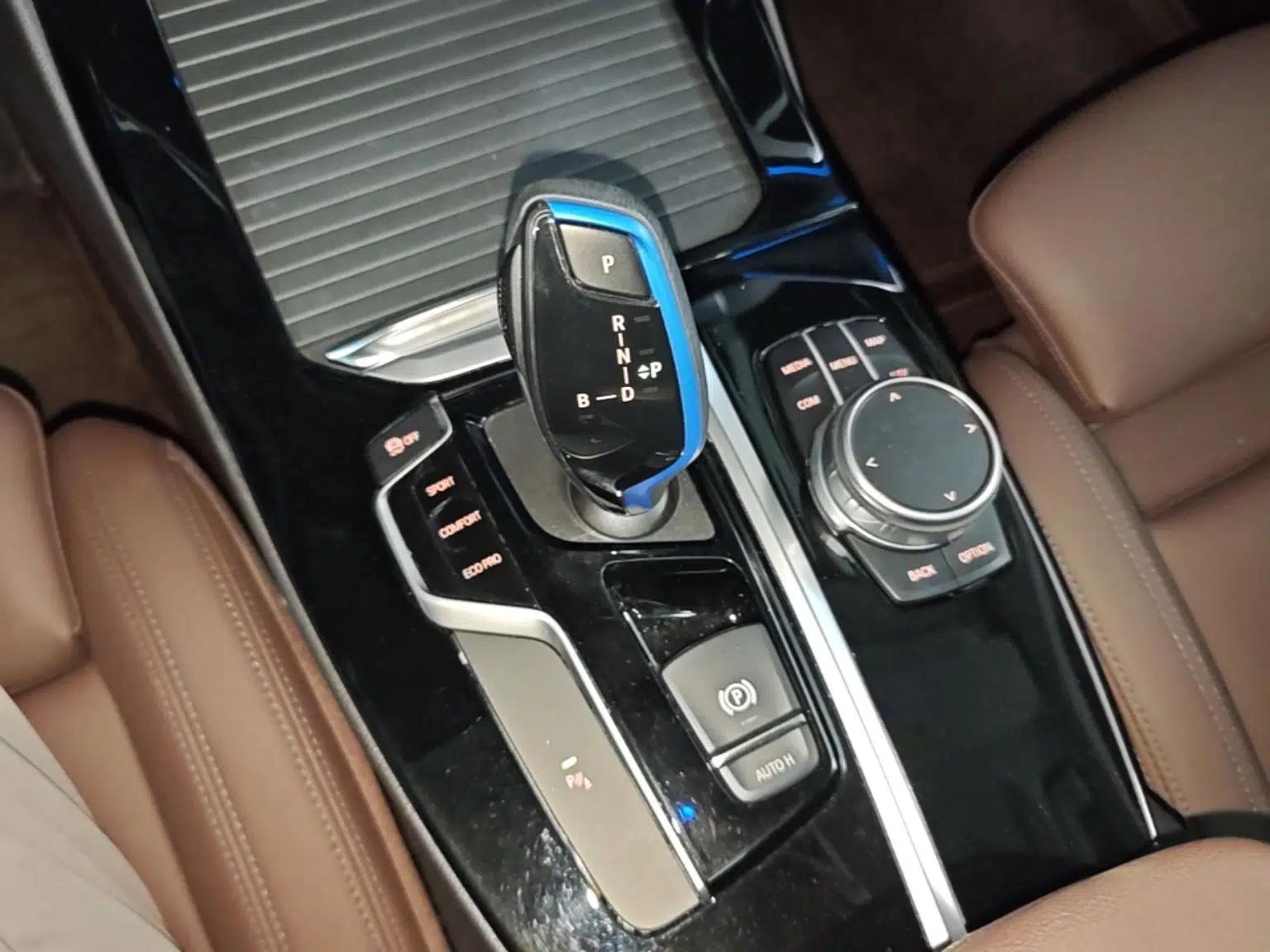 BMW iX3 2021 Leading Model — миниатюра 17
