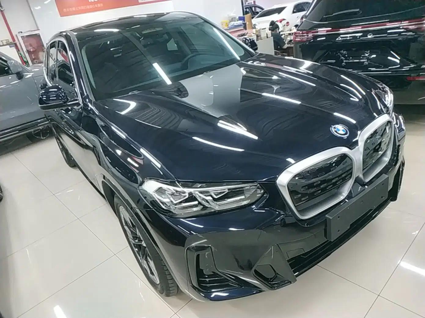 BMW iX3 2024 Leading Model — миниатюра 3