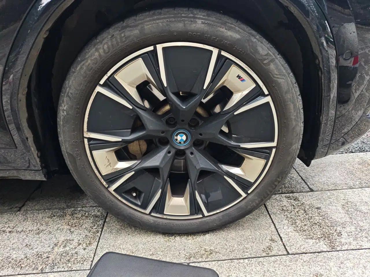 BMW iX3 2022 Leading Type — миниатюра 8