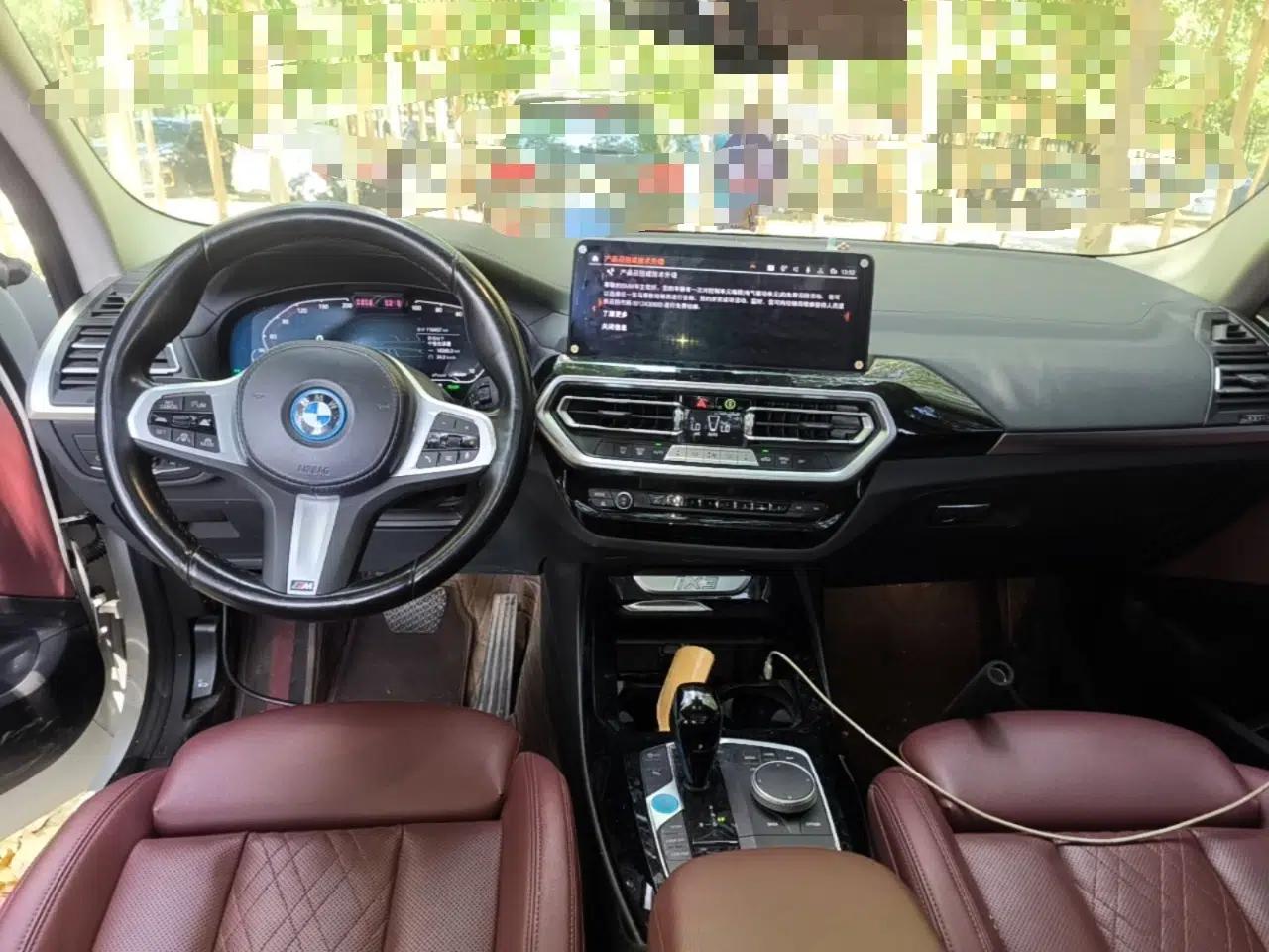 BMW iX3 2022 Leading Model — миниатюра 12