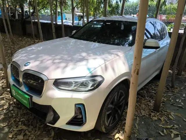 BMW iX3 2022 Leading Model