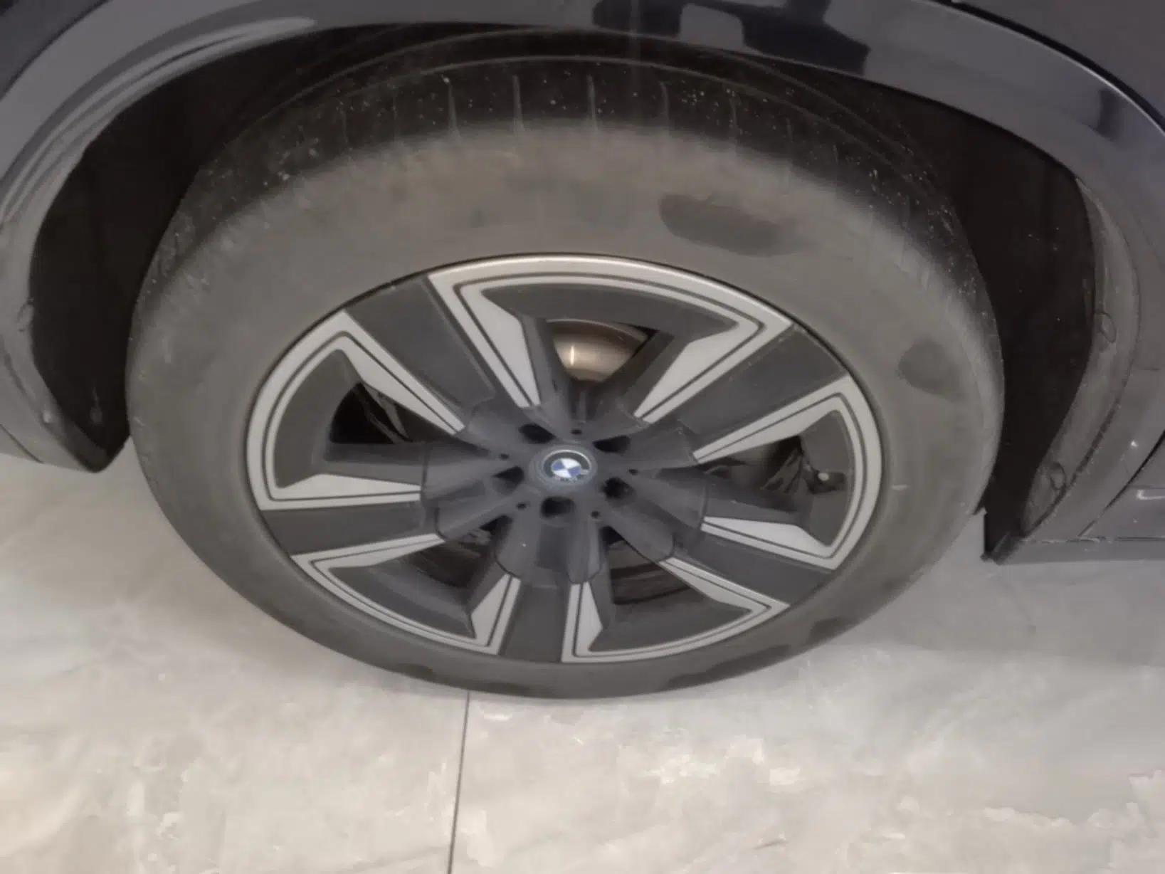 BMW iX3 2022 Updated Leading Version — миниатюра 10