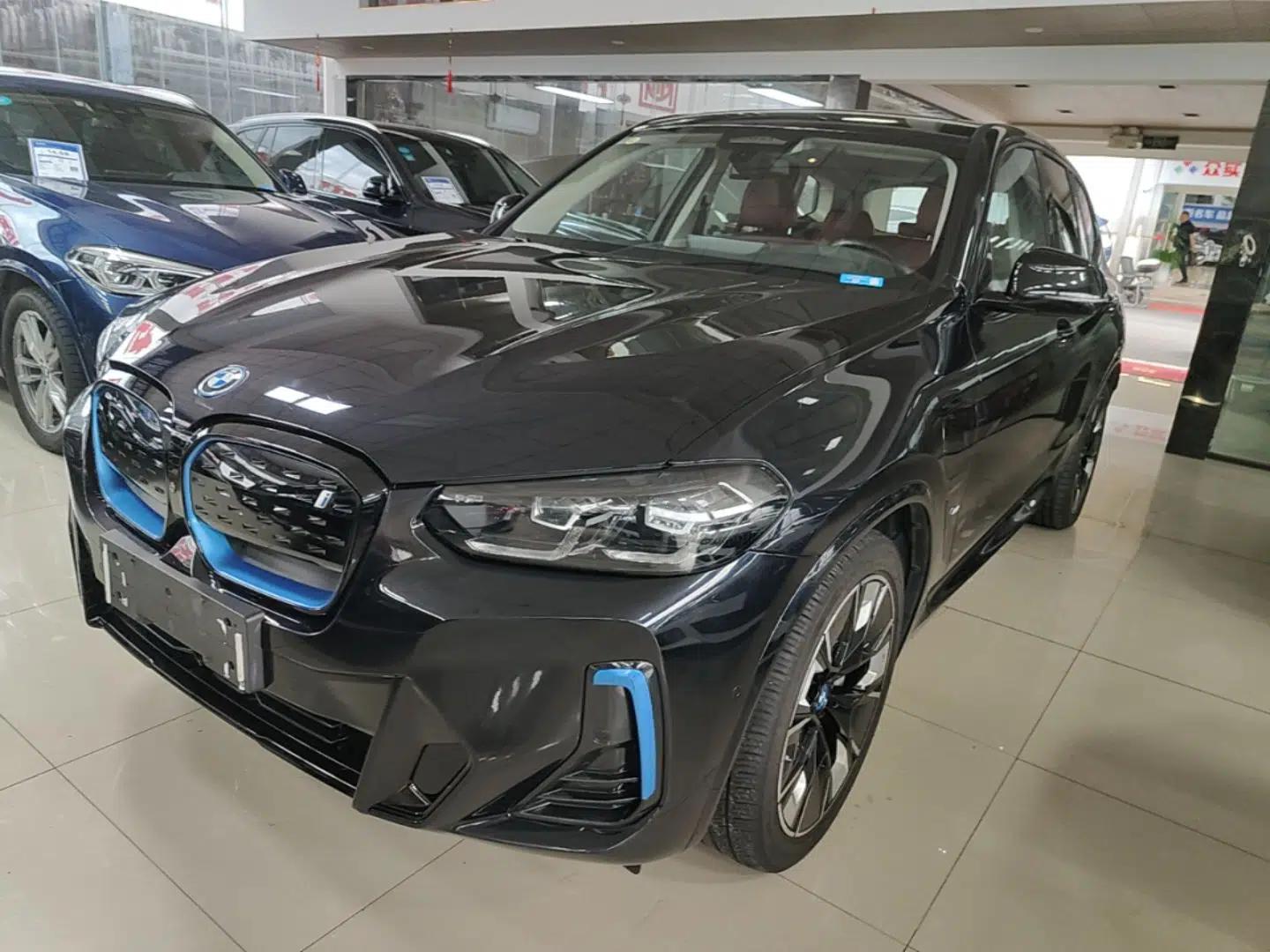 BMW iX3 2022 Leading Type — миниатюра 1
