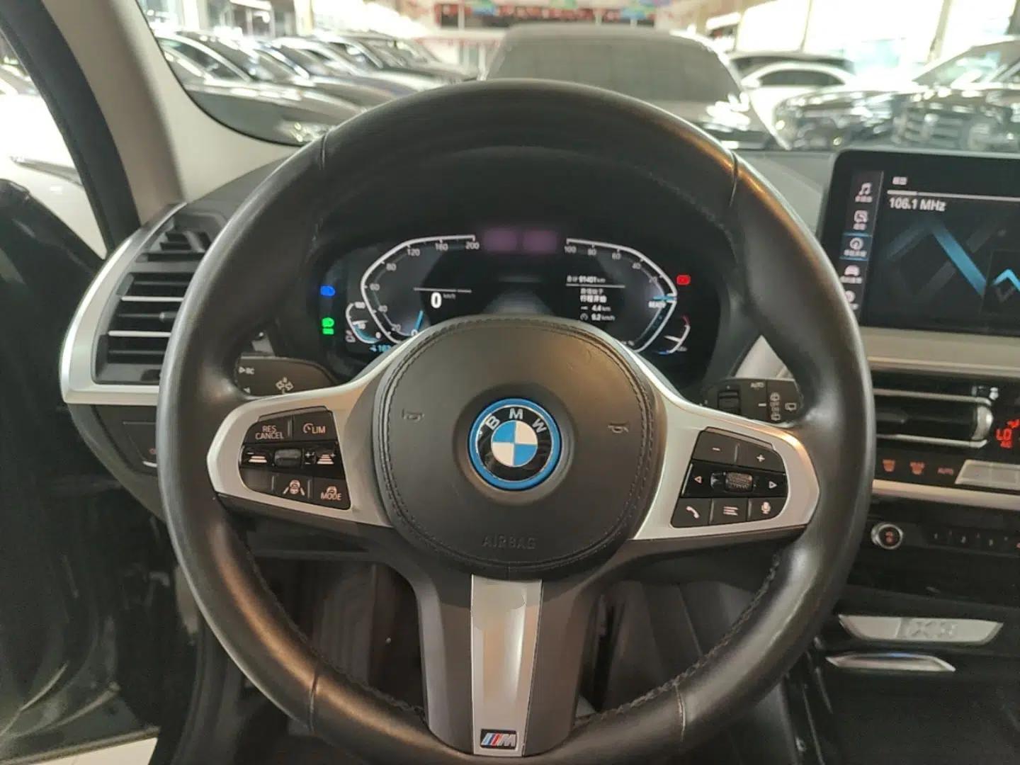 BMW iX3 2022 Leading Type — миниатюра 14