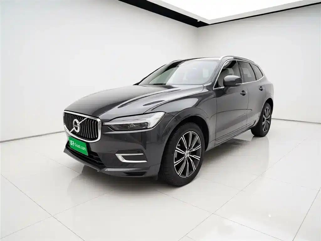 2021 Volvo XC60 T5 AWD Inscription Luxury Edition — миниатюра 1