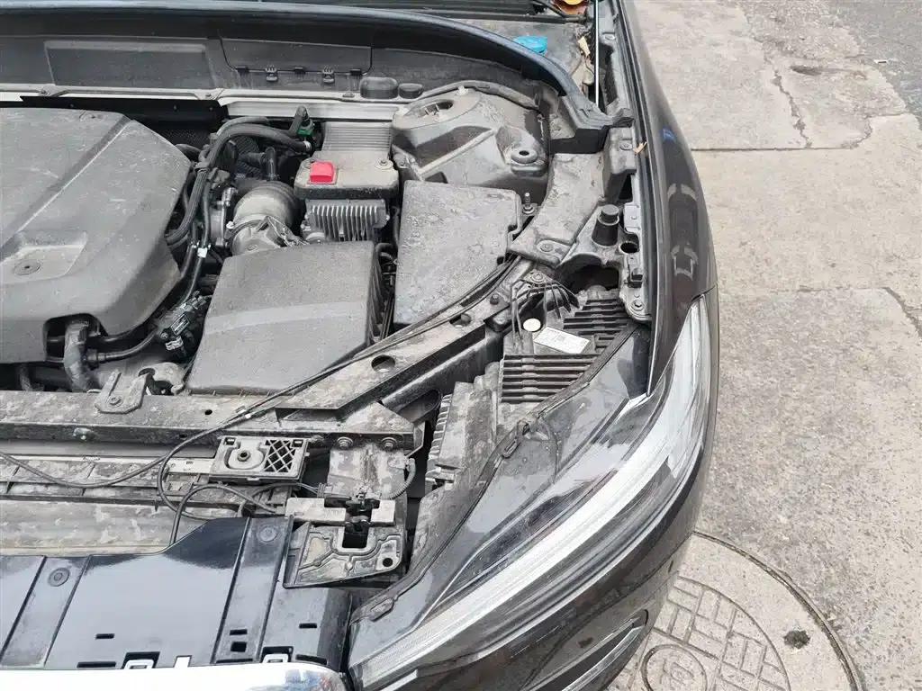 2021 Volvo XC60 T5 AWD Inscription Luxury Edition — миниатюра 23