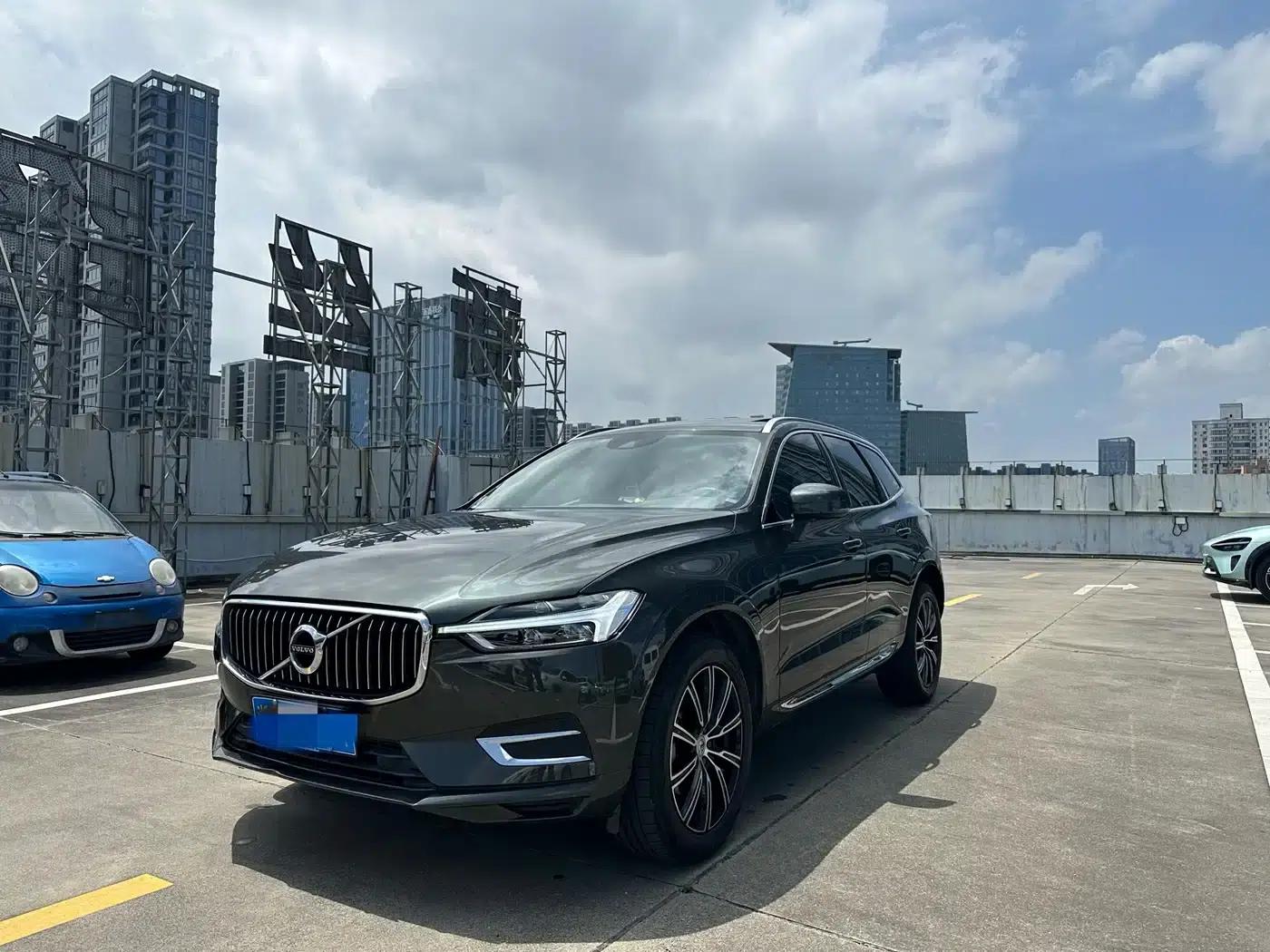 2020 Volvo XC60 T5 AWD Inscription Luxury Edition — миниатюра 1