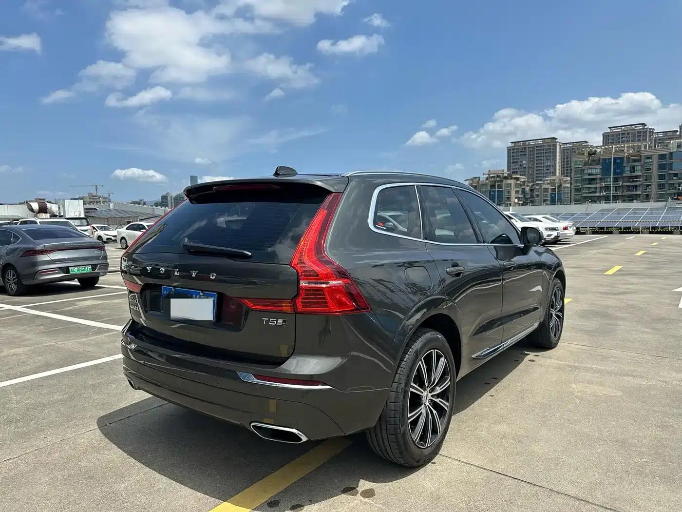 2020 Volvo XC60 T5 AWD Inscription Luxury Edition — миниатюра 11