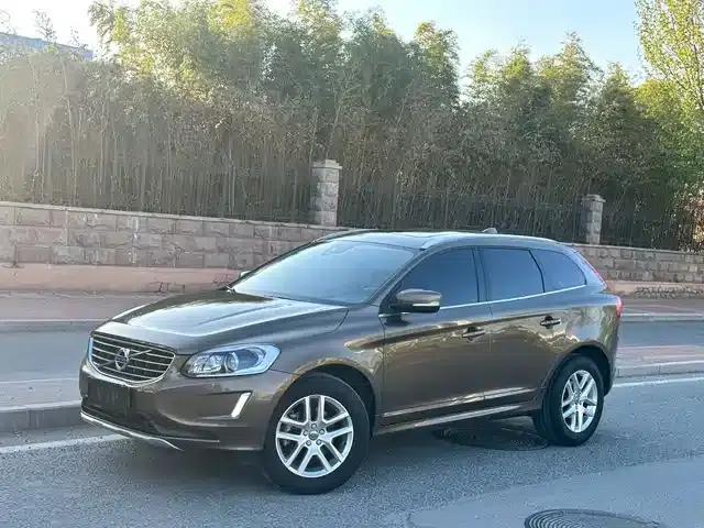 2017 Volvo XC60 T5 Smart Upgrade Edition