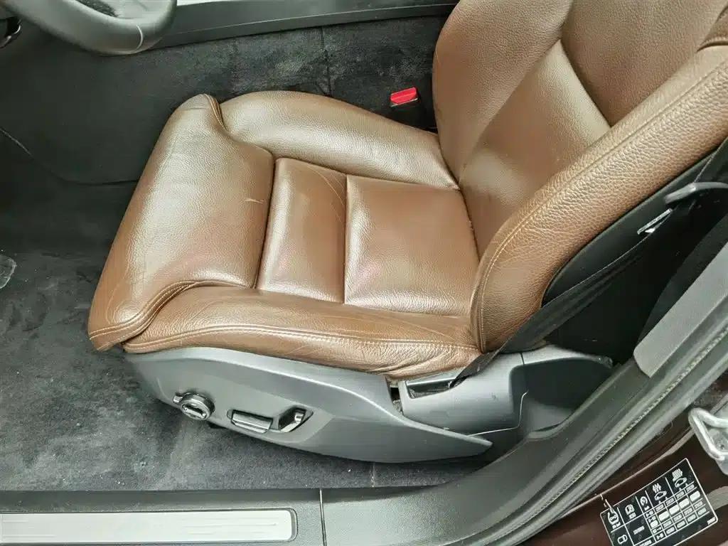 2020 Volvo XC60 T5 AWD Inscription Luxury Edition — миниатюра 20