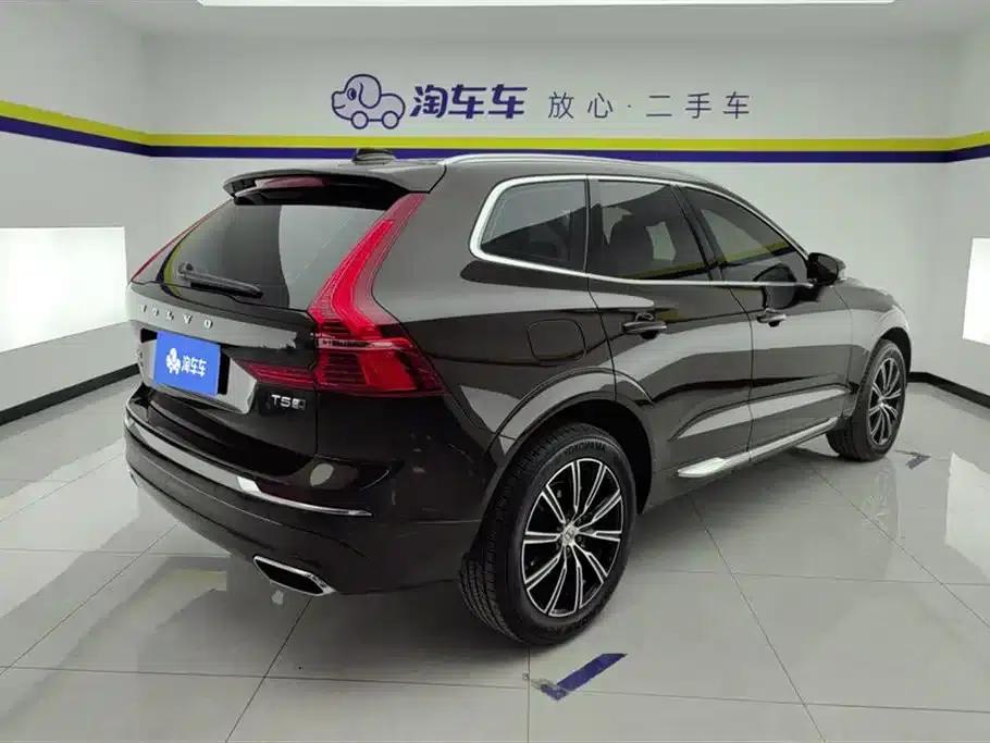 2020 Volvo XC60 T5 AWD Inscription Luxury Edition — миниатюра 3