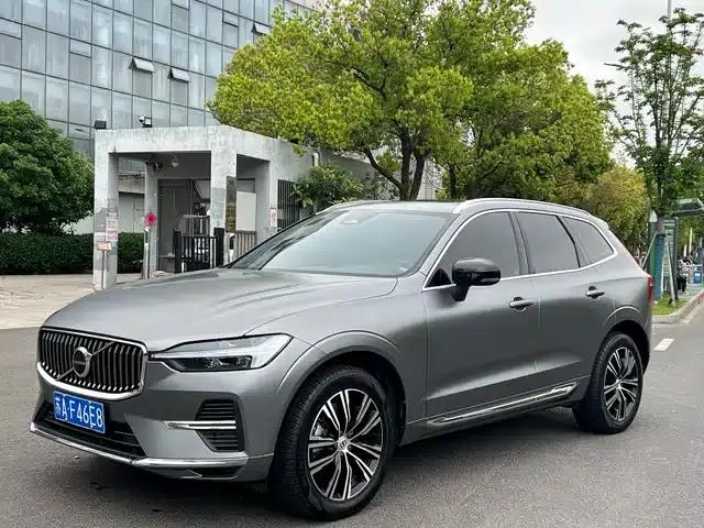 2022 Volvo XC60 B5 AWD Inscription Luxury Edition
