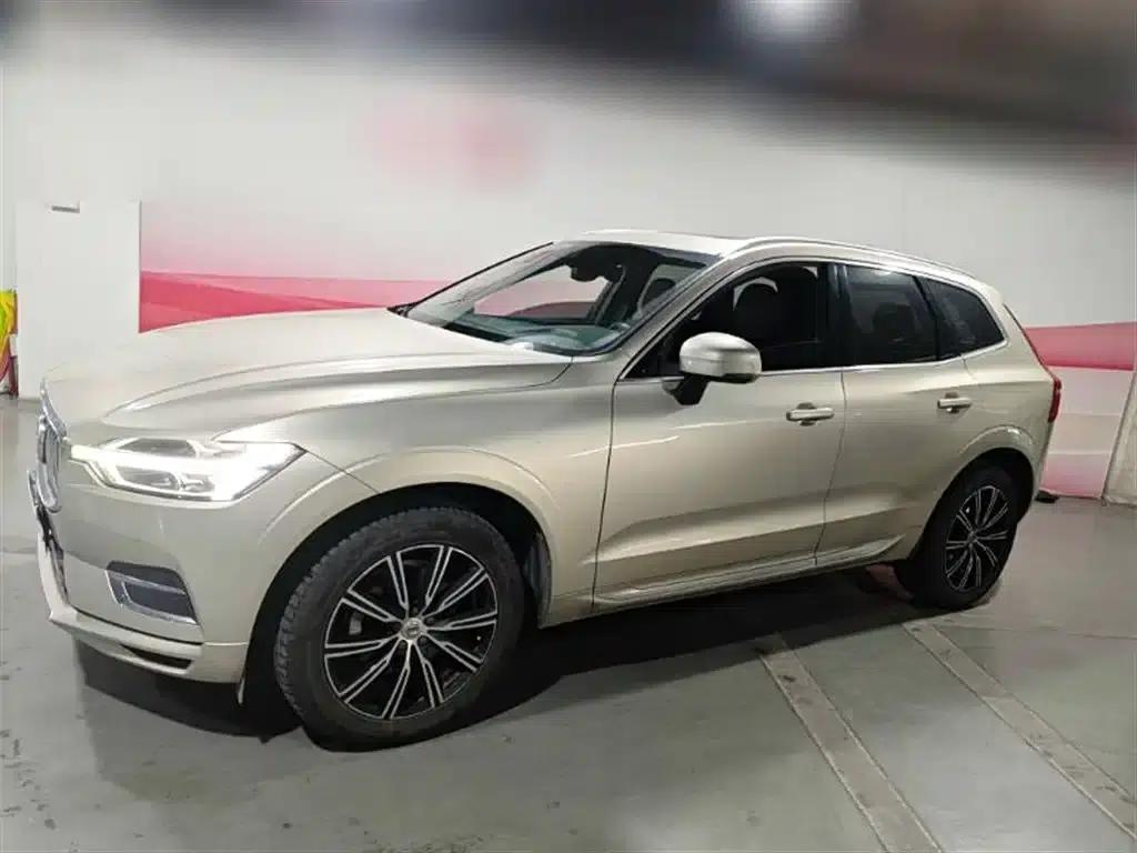 2021 Volvo XC60 T5 AWD Inscription Luxury Edition — миниатюра 2