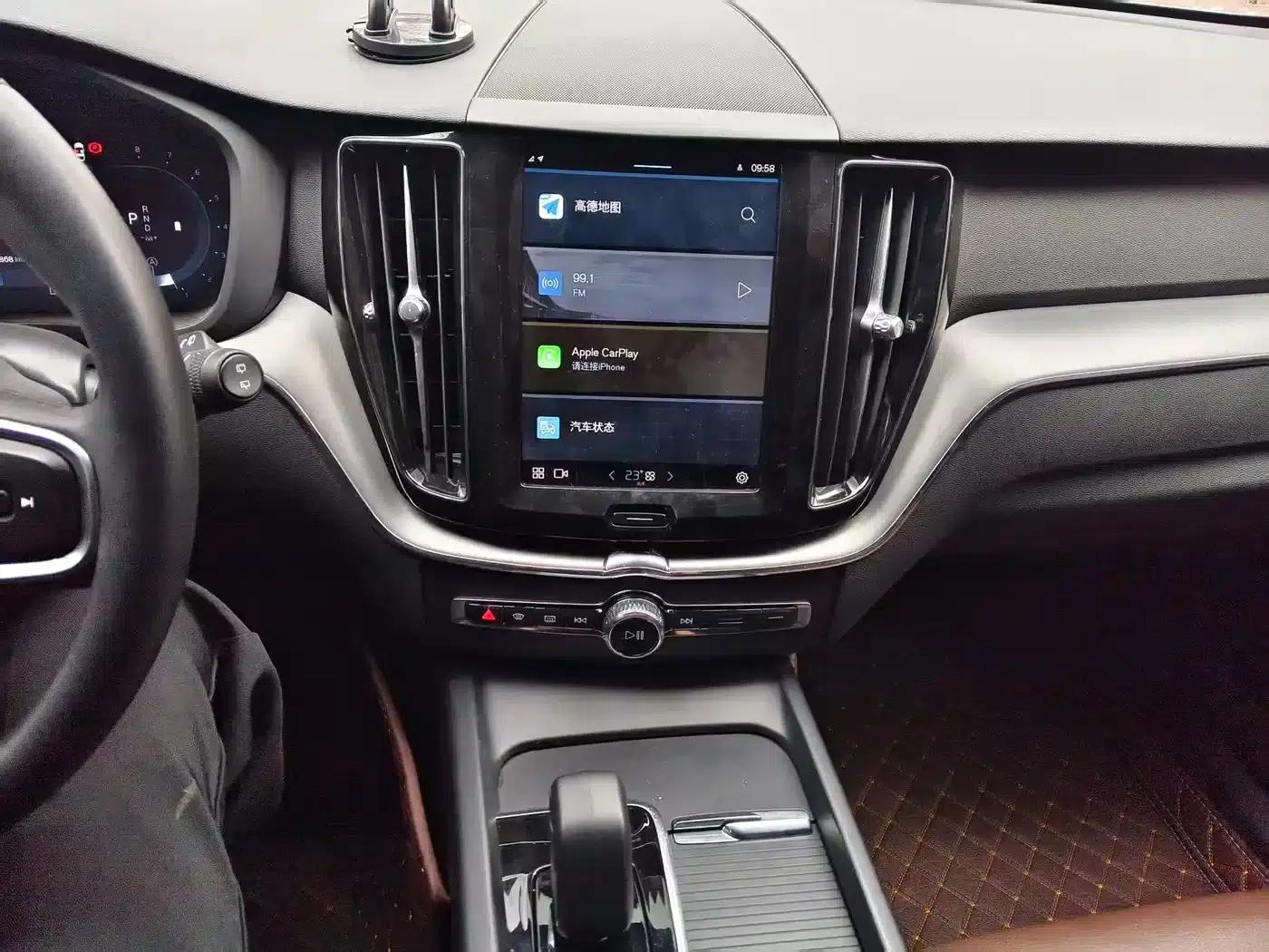 2023 Volvo XC60 B5 AWD Inscription Luxury Edition — миниатюра 9