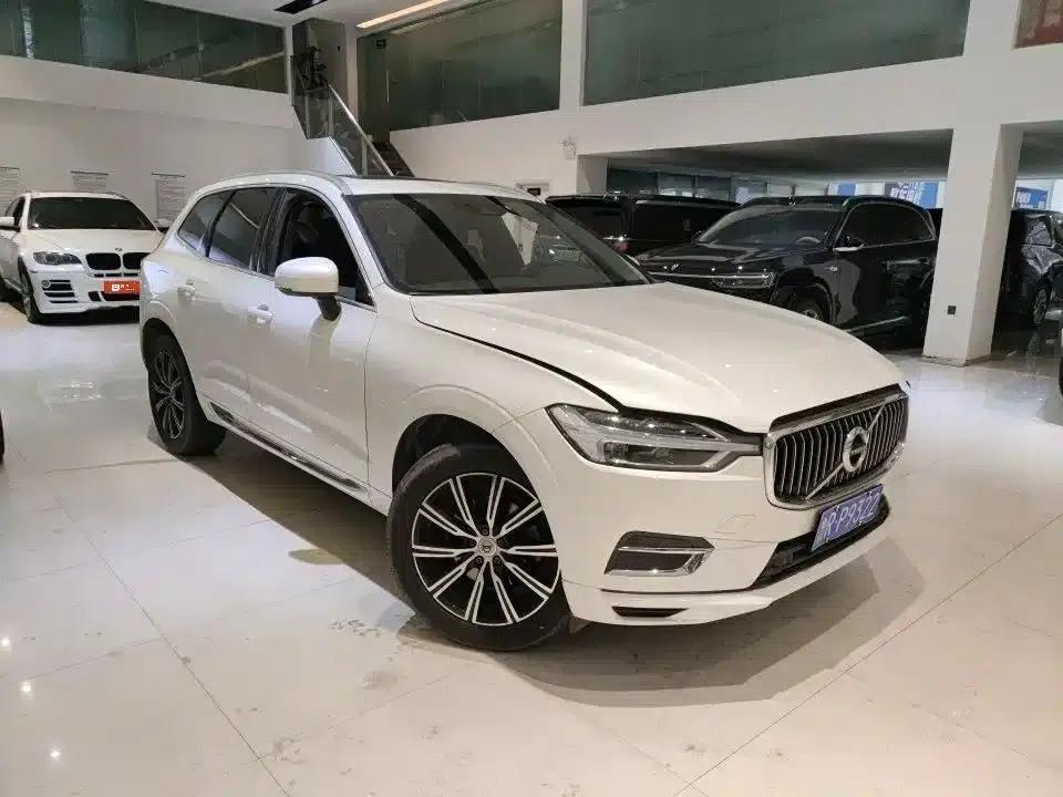 2021 Volvo XC60 T5 AWD Inscription Luxury Edition — миниатюра 2