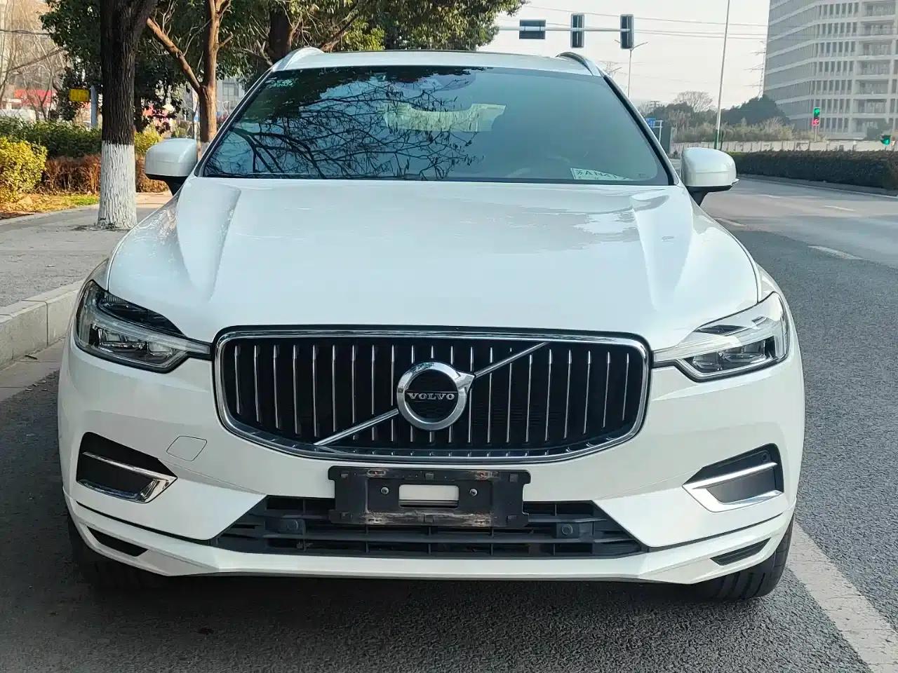 2021 Volvo XC60 T5 AWD Inscription Sport Edition — миниатюра 2