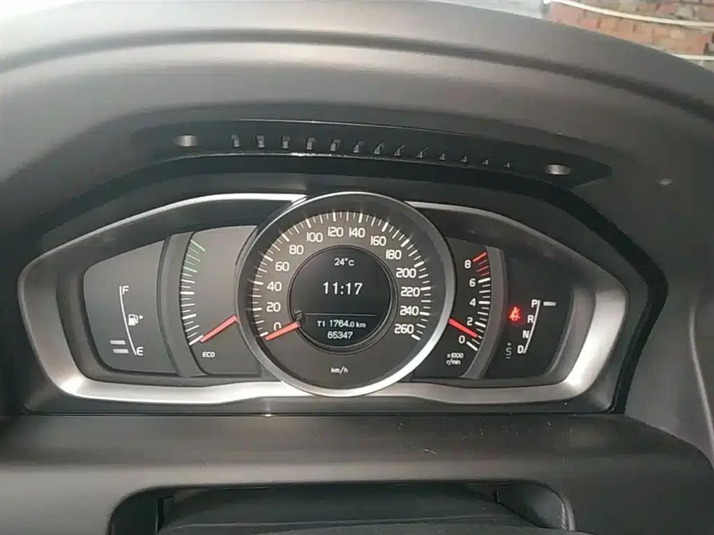 2017 Volvo XC60 T5 Smart Upgrade Edition — миниатюра 12