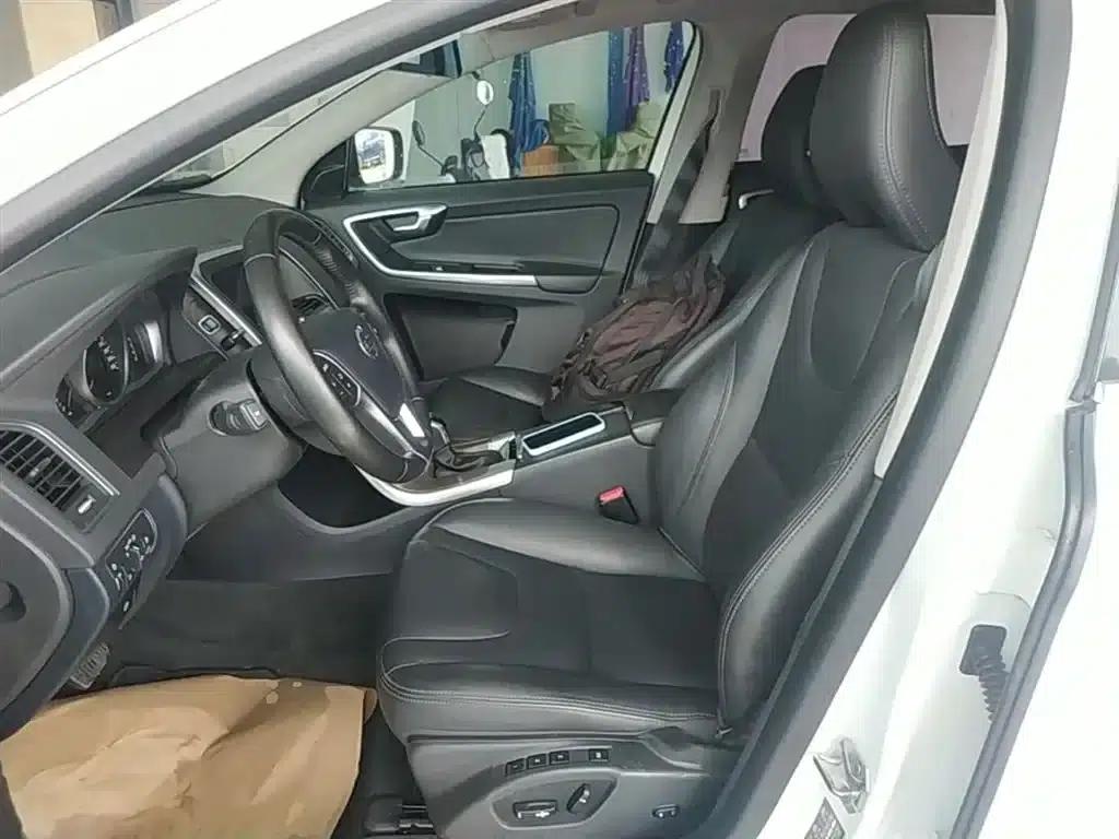 2017 Volvo XC60 T5 Smart Upgrade Edition — миниатюра 15