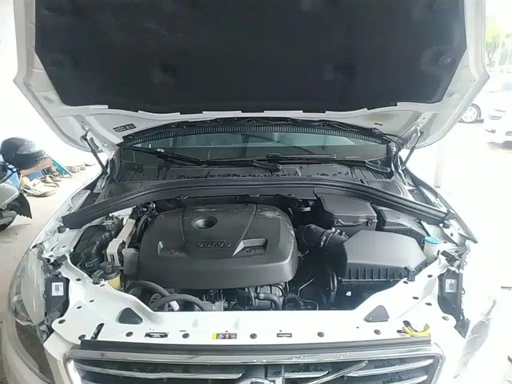 2017 Volvo XC60 T5 Smart Upgrade Edition — миниатюра 20