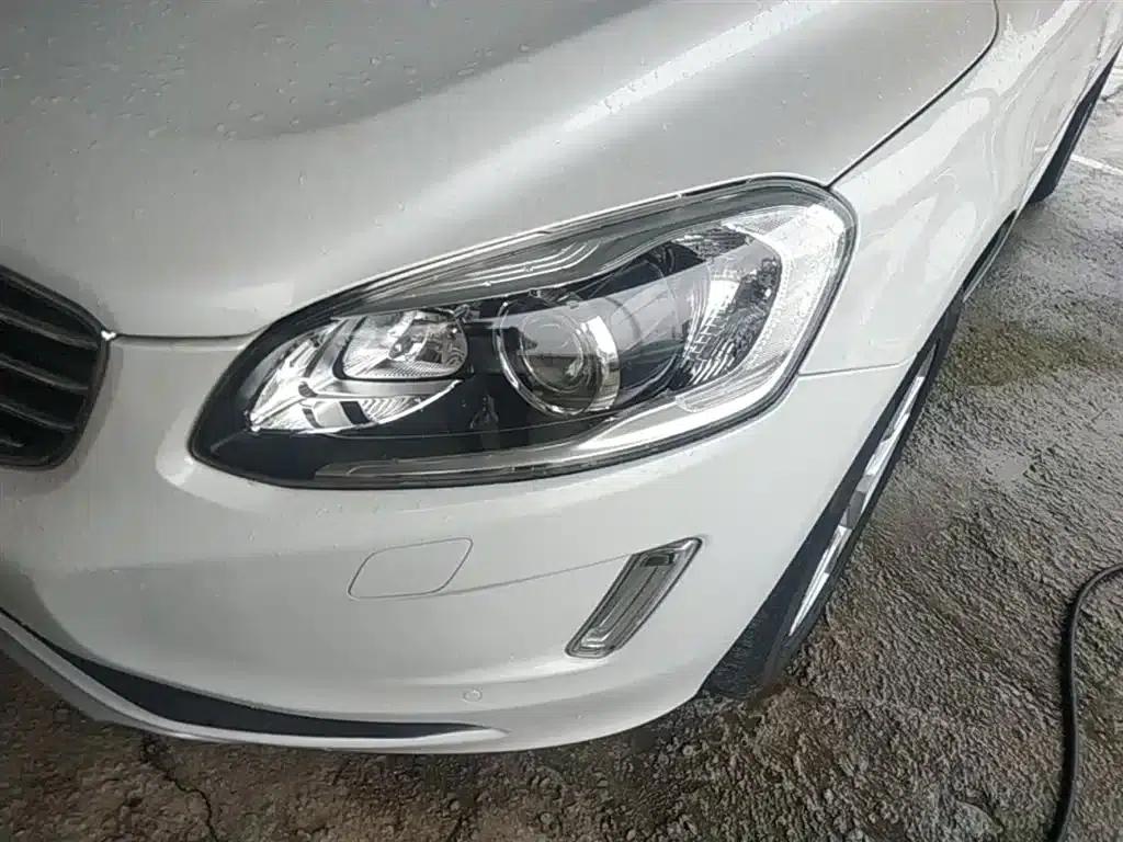 2017 Volvo XC60 T5 Smart Upgrade Edition — миниатюра 24