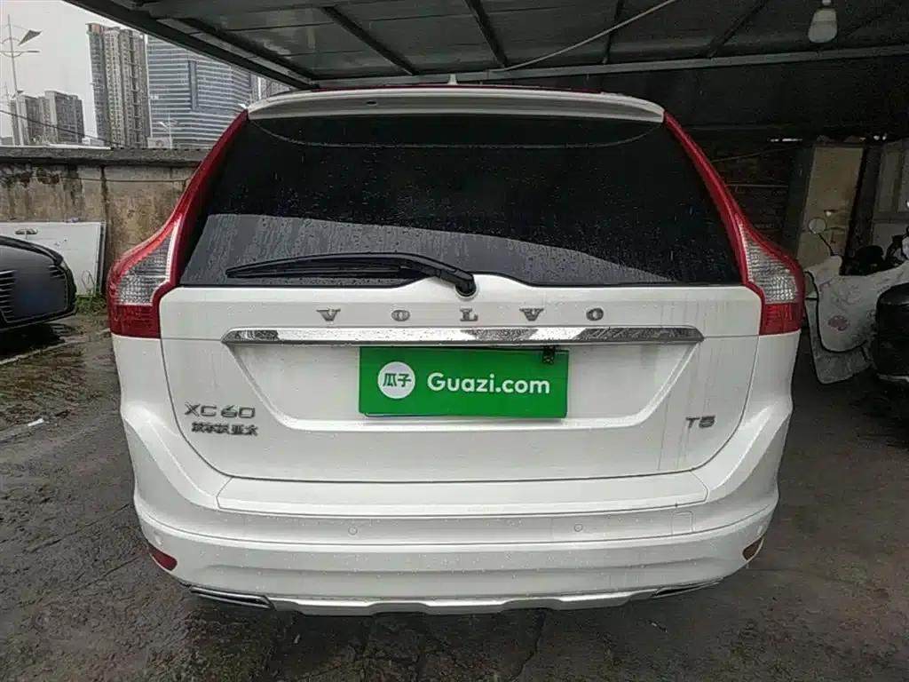2017 Volvo XC60 T5 Smart Upgrade Edition — миниатюра 6