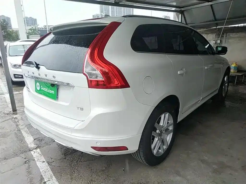 2017 Volvo XC60 T5 Smart Upgrade Edition — миниатюра 7