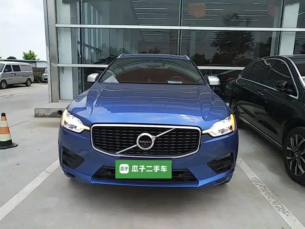 2018 Volvo XC60 T5 AWD Inscription Sport — миниатюра 3