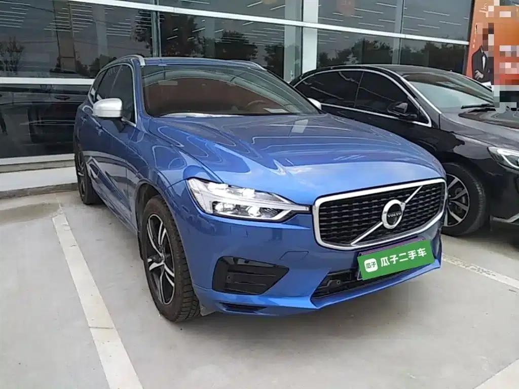 2018 Volvo XC60 T5 AWD Inscription Sport — миниатюра 4