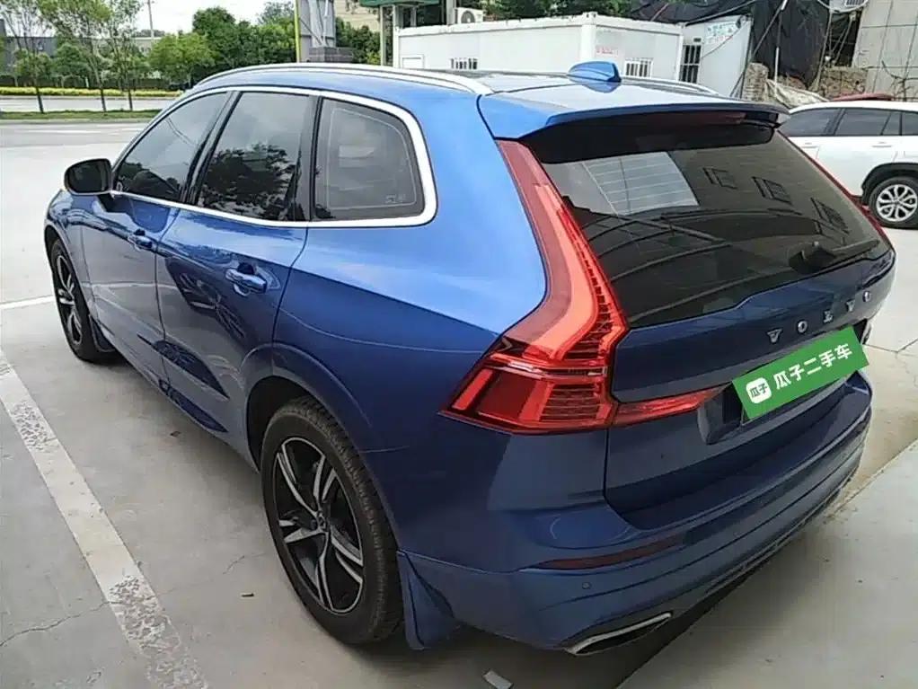 2018 Volvo XC60 T5 AWD Inscription Sport — миниатюра 5